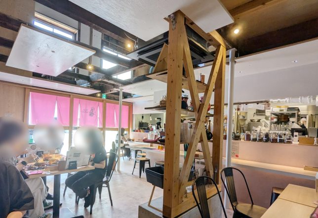 店内1