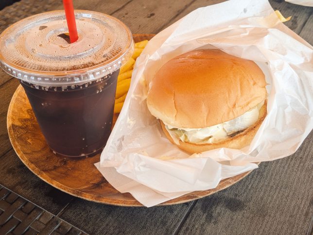 菅生バーガーセット ¥1,190