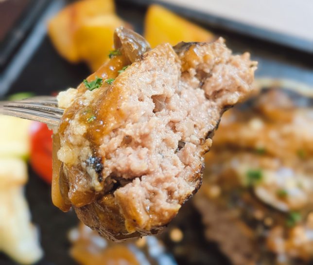 ハンバーグ箸上げ